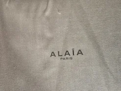 Clutches><noscript><img width=