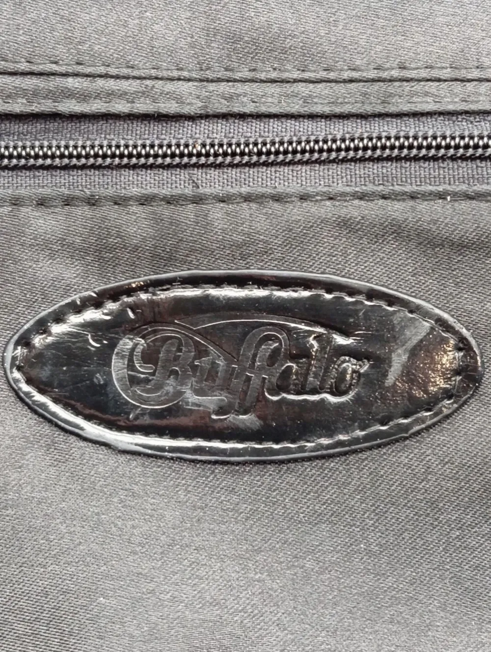 Clutches>Buffalo Clutch silberfarbenschwarz