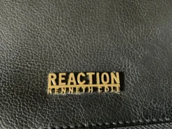 Clutches><noscript><img width=