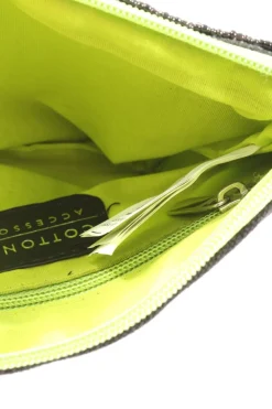 Clutches><noscript><img width=