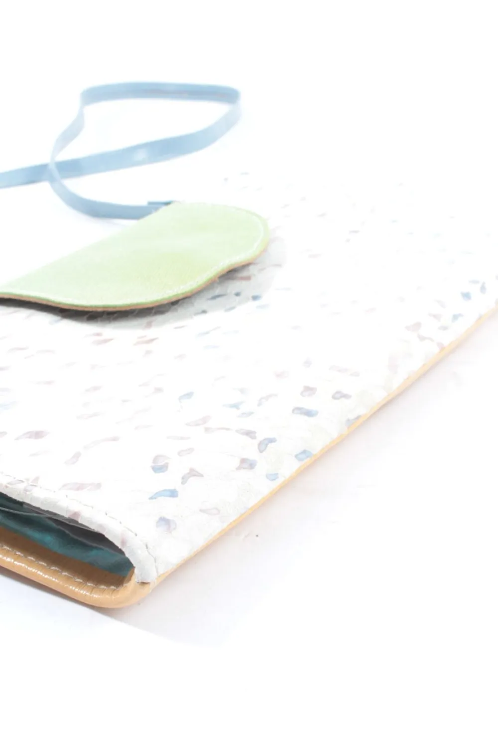 Clutches>Ebarrito Clutch