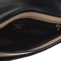 Clutches><noscript><img width=