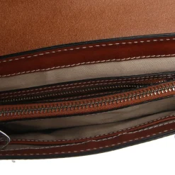 Clutches><noscript><img width=