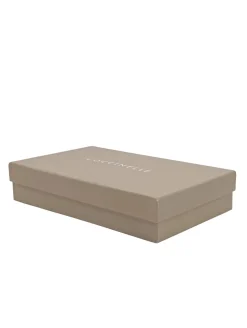 Clutches><noscript><img width=