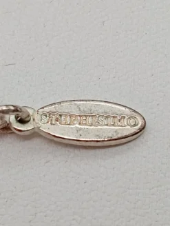 Collier-Stephisimo Outlet