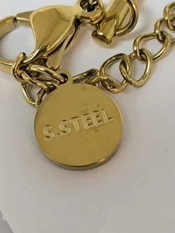 Colliers><noscript><img width=