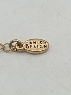 Colliers><noscript><img width=