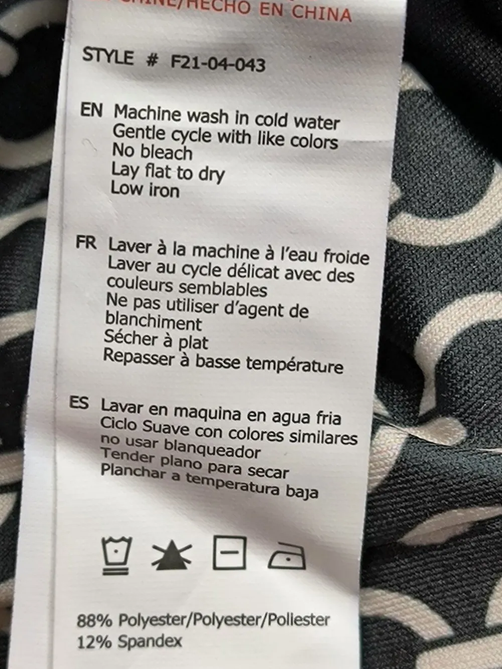 Tops>Forever 21 Cropped Top Größe 36 schwarzweiß