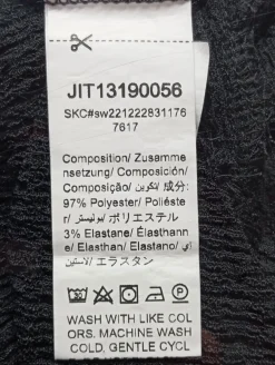 Tops><noscript><img width=