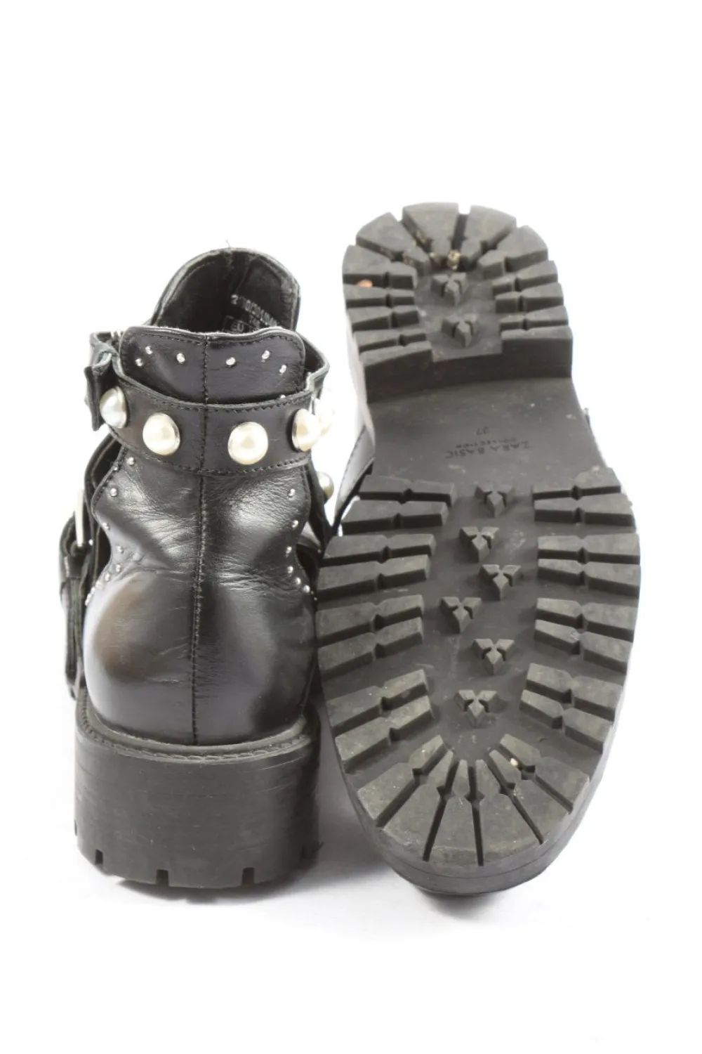 Stiefeletten>Zara Basic Cut-Out-Stiefeletten Größe 37 schwarz