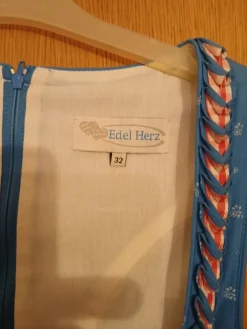 Trachtenmode><noscript><img width=