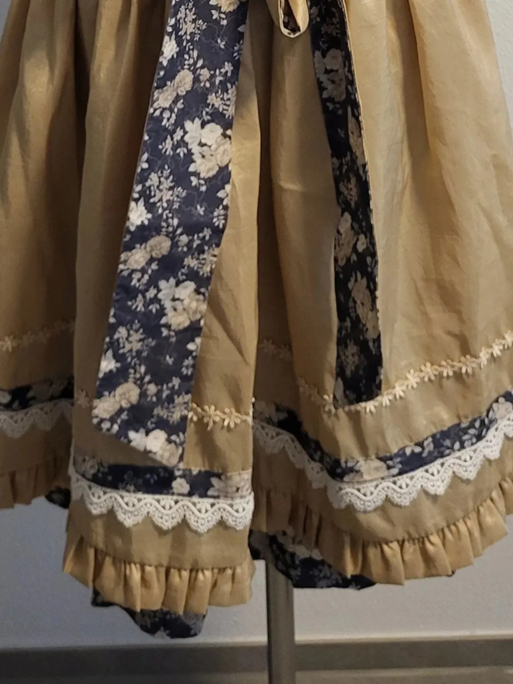 Dirndl Größe 40- Sale