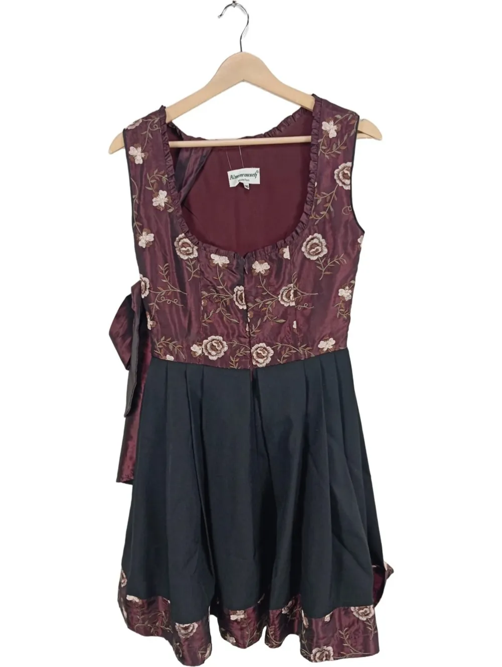 Trachtenmode> Dirndl Größe 36 braun