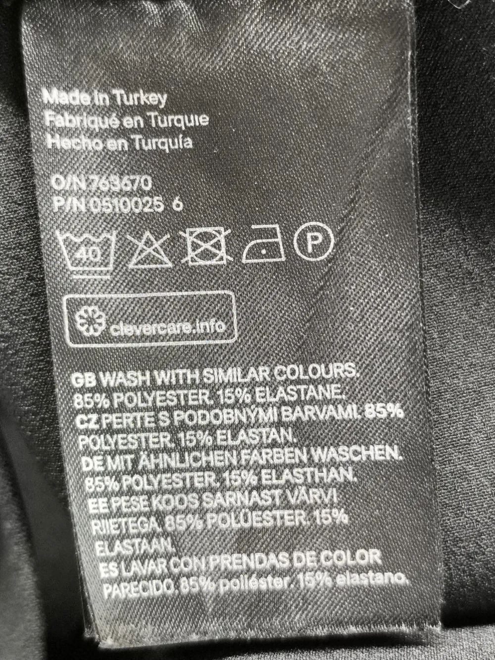 Etuikleid Größe 40-H&M Divided New