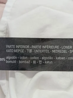 Pullover><noscript><img width=