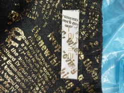 Pullover><noscript><img width=