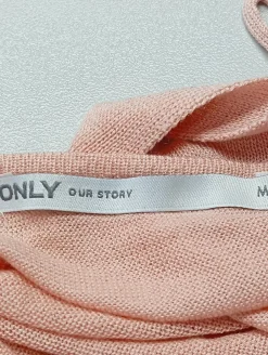 Pullover><noscript><img width=