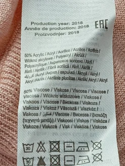 Pullover><noscript><img width=