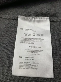 Pullover><noscript><img width=