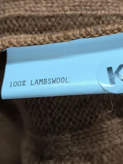 Pullunder><noscript><img width=