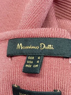 Pullunder><noscript><img width=