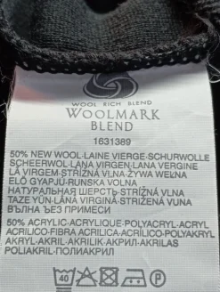 Pullunder><noscript><img width=