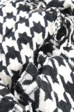 Schals>Pieces Fransenschal weißschwarz