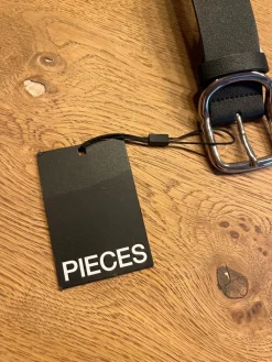 Gürtel><noscript><img width=