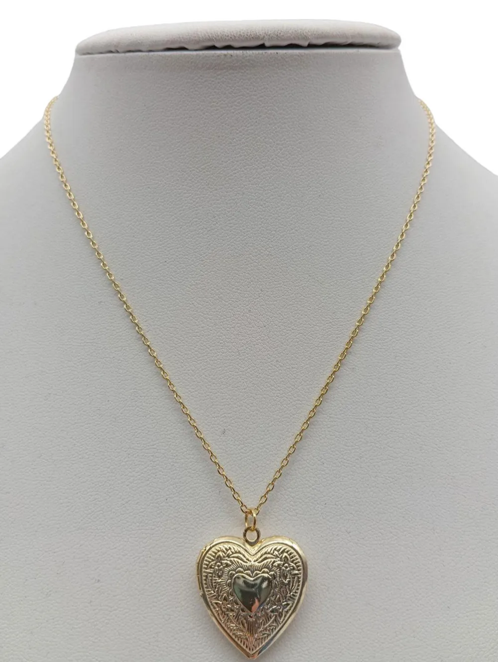 Halskette-Philip Jones