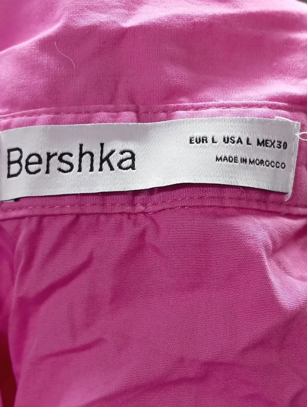 Hemd-Bluse Größe 40-Bershka Discount