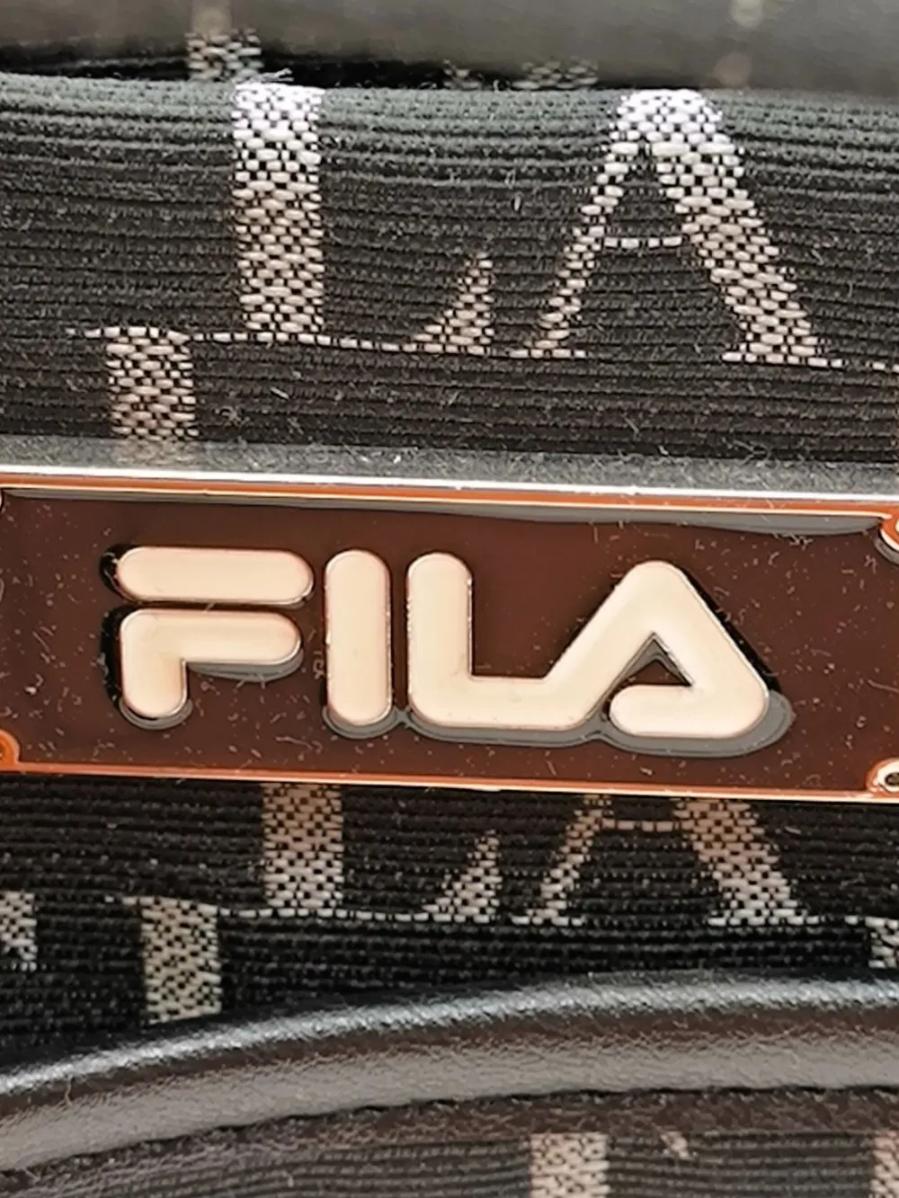 Henkeltaschen>Fila Henkeltasche schwarzhellgrau