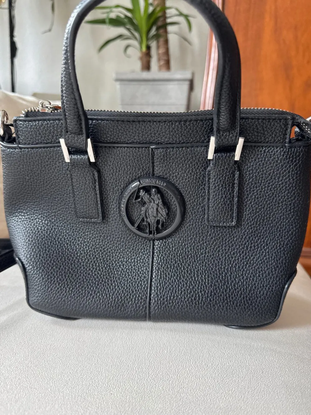 Henkeltaschen> Henkeltasche schwarz