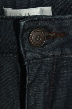 Jeans><noscript><img width=