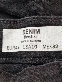 High Waist Jeans Größe 42-Bershka Hot