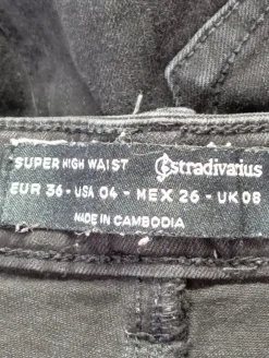 High Waist Jeans Größe 36-Stradivarius Sale
