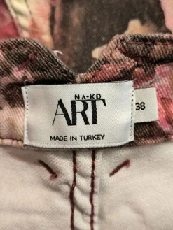 Jeans><noscript><img width=