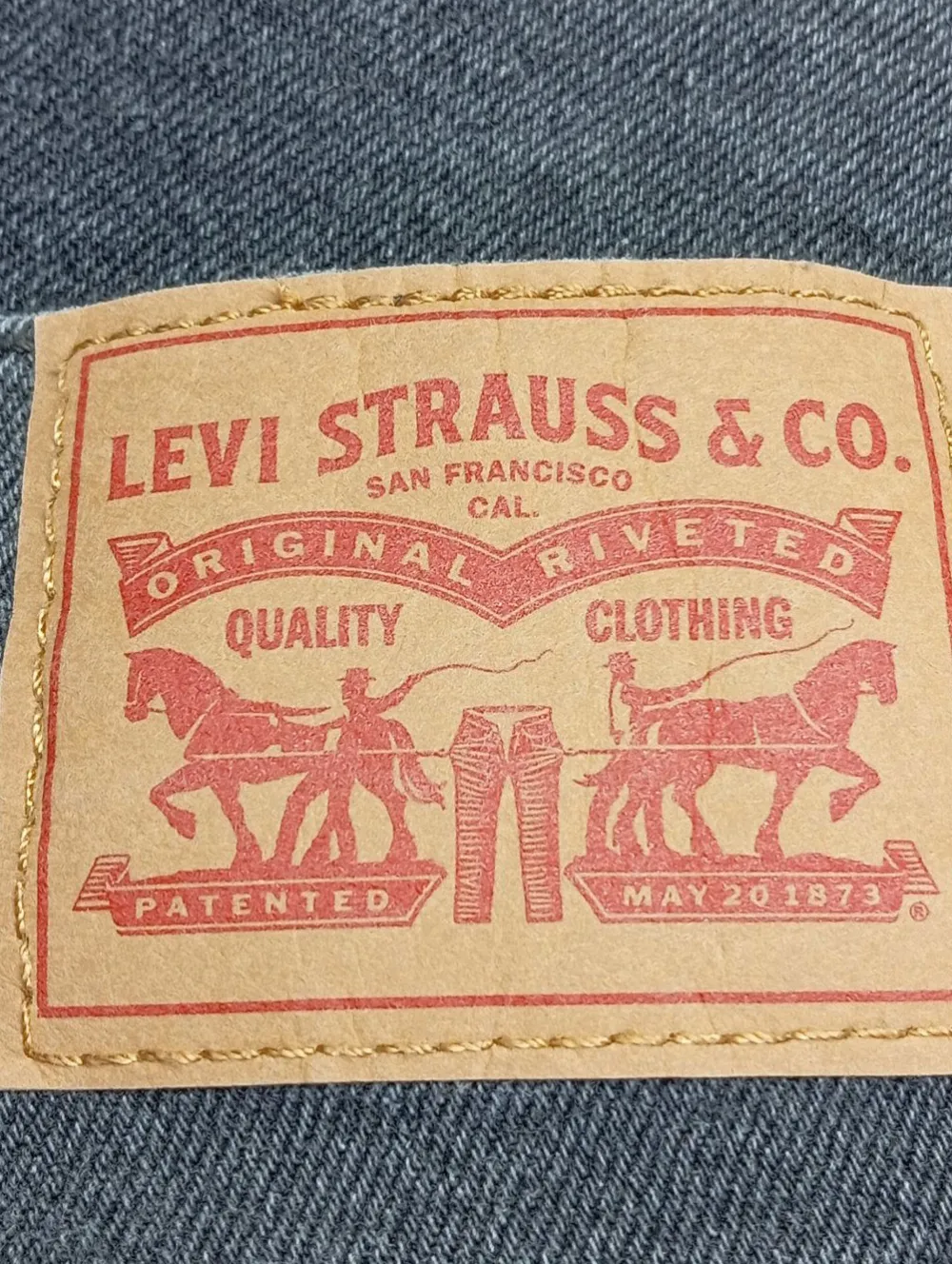 Kurze Hosen>Levi's High-Waist-Shorts Größe 36 hellgrau