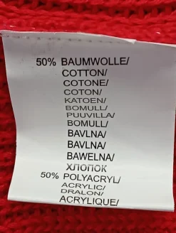 Pullover><noscript><img width=