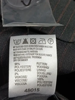 Anzüge><noscript><img width=