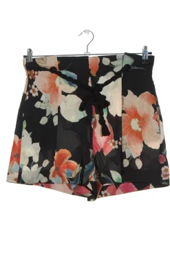 Kurze Hosen>MNG Hot Pants Größe 38