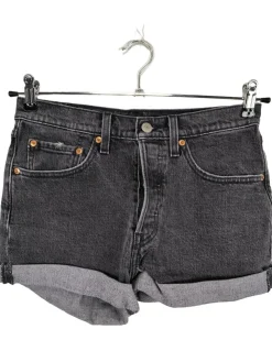 Kurze Hosen>Leviu2019s Jeansshorts Größe 36 hellgrau