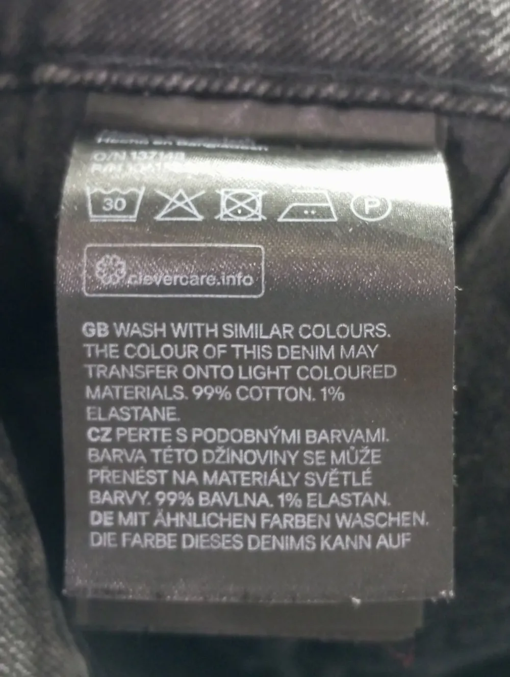 Kurze Hosen>H&M Divided Jeansshorts Größe 36 hellgrau