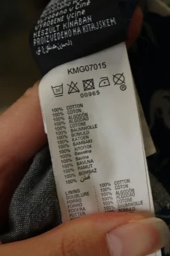 Blazer><noscript><img width=