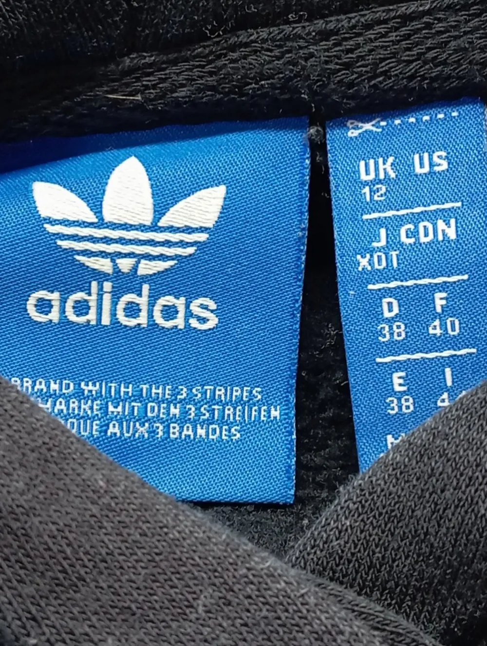 Sweats>Adidas Kapuzensweatshirt Größe 38 schwarz