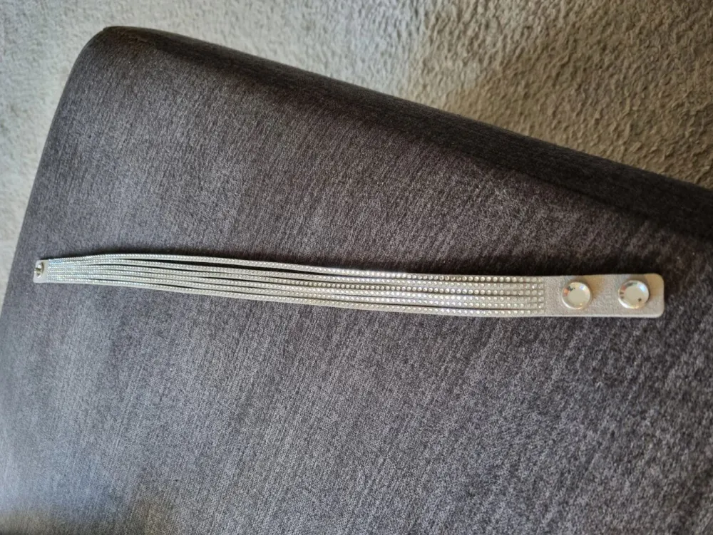 Ketten>Swarovski Kette grau