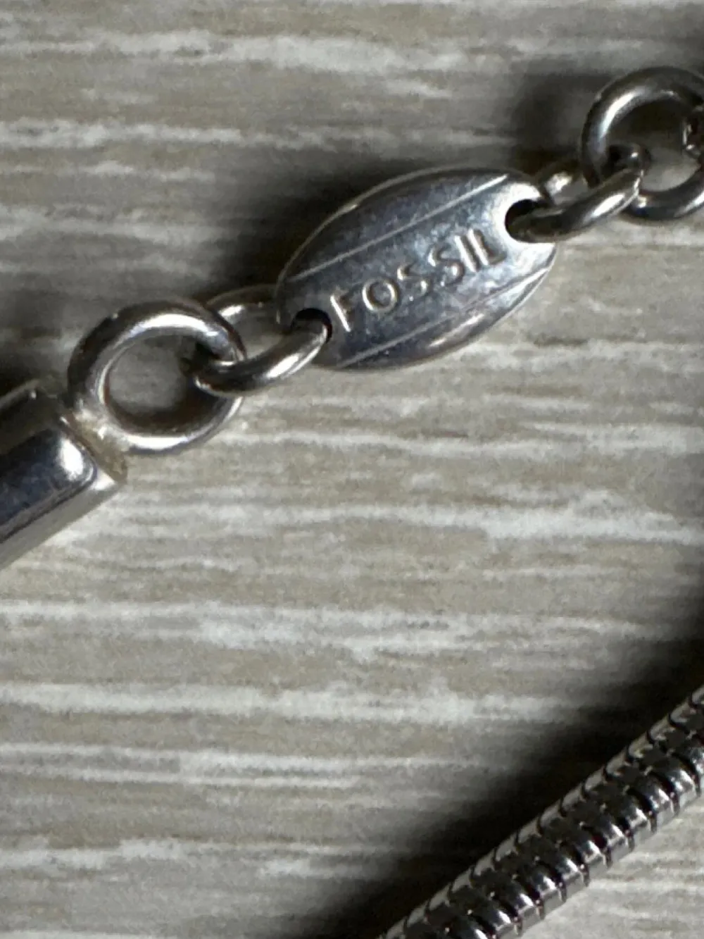 Ketten>Fossil Kette silberfarben