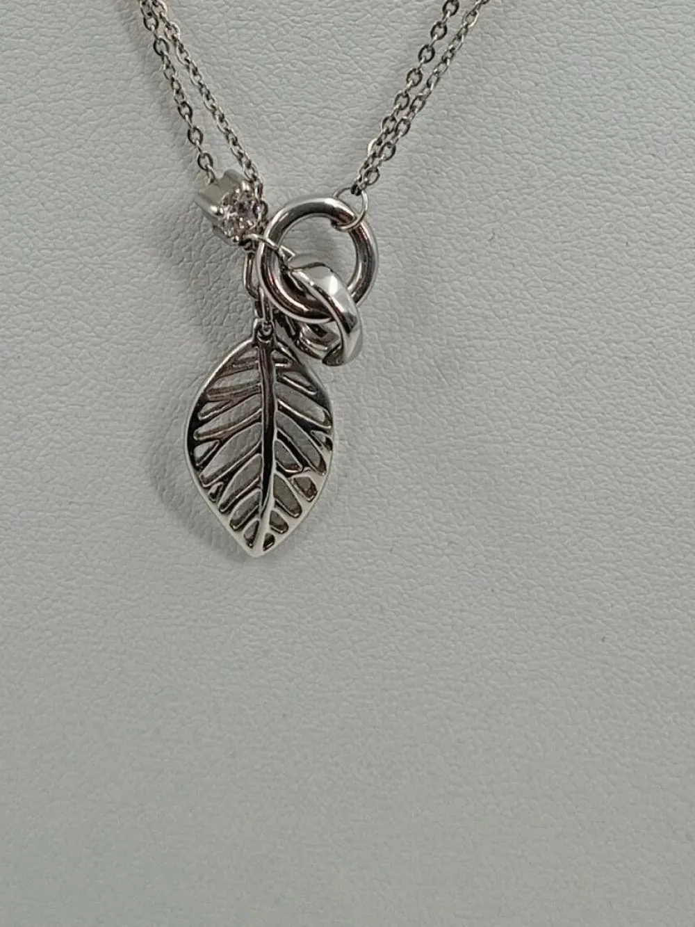 Ketten>Fossil Kette silberfarben