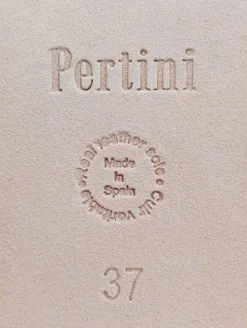 Ballerinas><noscript><img width=