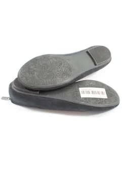 Ballerinas><noscript><img width=