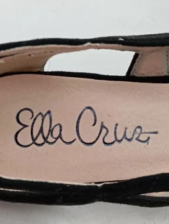 Ballerinas><noscript><img width=